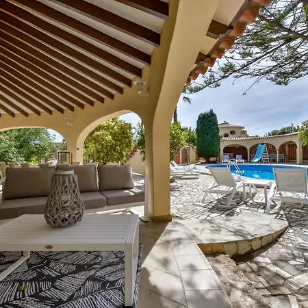 Guzman - Xenia فيلة *