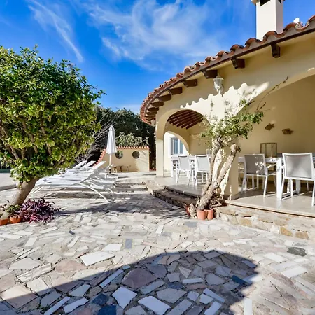 Guzman - Xenia فيلة *