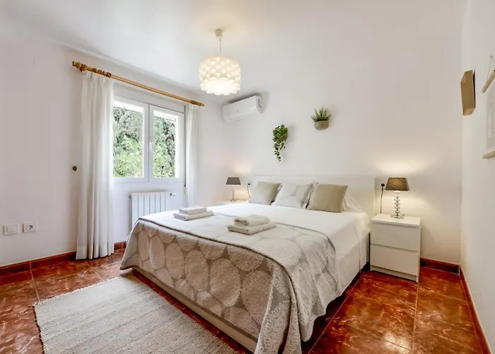 Vila Guzman - Xenia Calpe