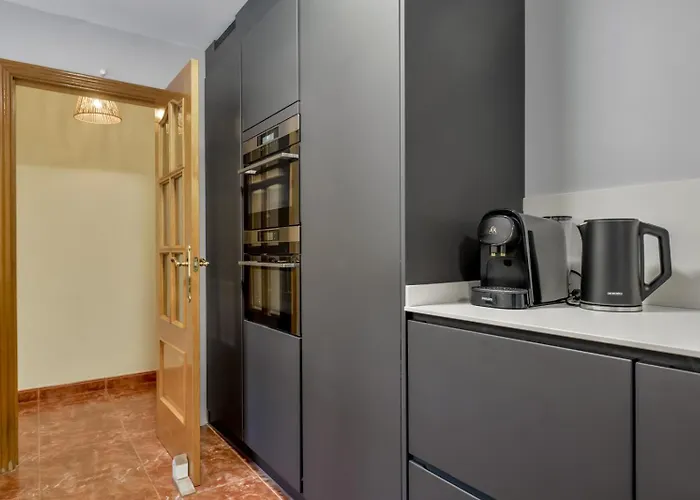 Guzman - Xenia Vila Calpe