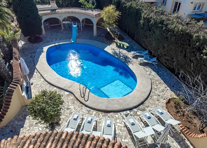 Guzman - Xenia Calpe